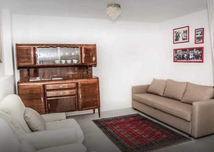 Casa de Férias Con Sauna Castronno
